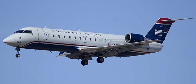 US Airways Express Bombardier CL-600-2B19 CRJ-200 N468CA, Phoenix Sky Harbor, April 5, 2015